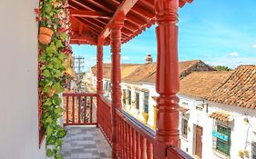 Hotel Jardines Evans By GEH Suites